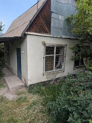 Дома: Дачный участок с домиком и садом - Небольшой одноэтажный дом с — 1