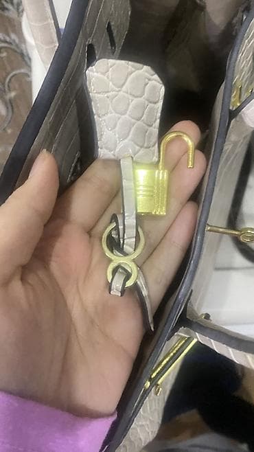 сумки гермес: Классическая сумка, Франция, Материал: Искусственная кожа, Жёсткая конструкция, Женские, Б/у — 3