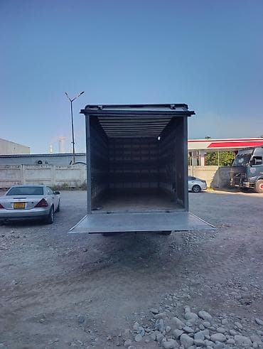 sprinter tdi: Грузоперевозки термобудкой с гидробортом - Теплоизолированный фургон — 1
