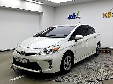 на приору: Сдаю Toyota Prius, Посуточно, Без водителя, | Залог, Водительские права — 1