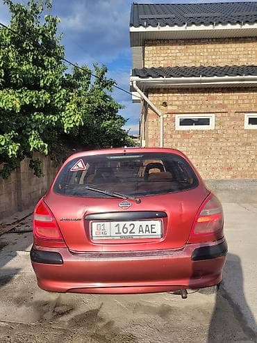 Nissan Almera: 2000 г., 1.8 л, Автомат, Бензин, Хэтчбэк — 4