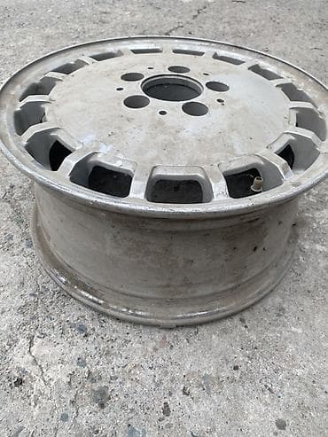 stud 100: Литые диски комплект 4 шт для автомобиля - Размер: 6½Jx15 H2 — 1