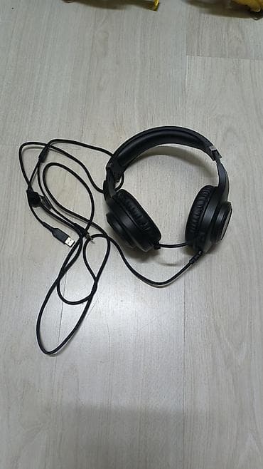 mark levinson: Проводные полноразмерные наушники, Bloody, Б/у, цвет - Черный — 1