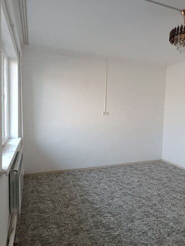 район дордой: Теңдиктен 1 бөлмөлүү квартира берилет. Душ, туалет бар, суу Аристон — 2