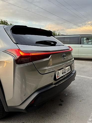 лексус ух 200: Lexus UX: 2019 г., 2 л, Автомат, Гибрид, Кроссовер — 5