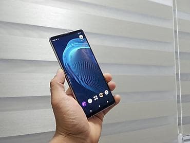 eos m50: Sony Xperia 5, Б/у, 128 ГБ, цвет - Серебристый, 1 SIM, 2 SIM — 5