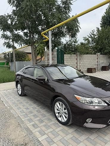 красный салон: Lexus ES: 2013 г., 2.5 л, Вариатор, Гибрид, Седан — 2