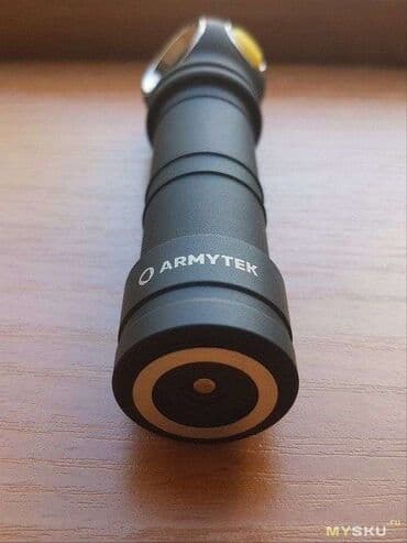 шахтёрский фонарик: Фонарь Armytek Wizard C2 Pro MAX Яркость 4000lm, поджигает сигарету — 3