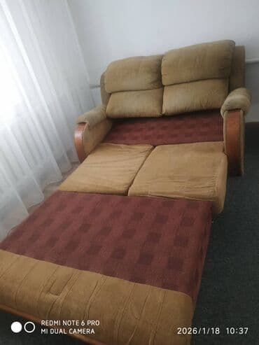 диван прямой: Раскладной диван, Б/у — 1