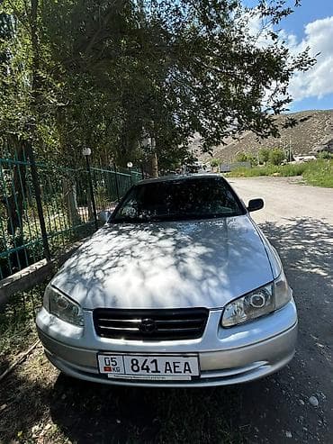 Toyota Camry: 2001 г., 2.2 л, Механика, Бензин, Седан at lalafo.kg Toyota Camry: 2001 г., 2.2 л, Механика, Бензин, Седан