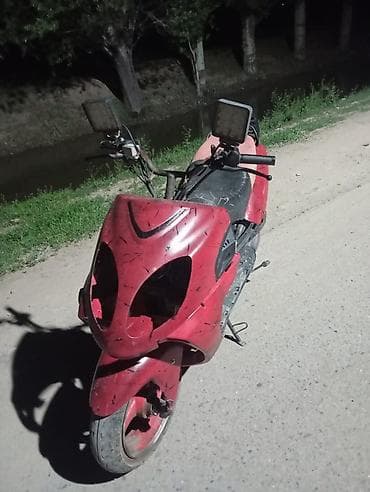 скутера бу: Тип скутера Yamaha, 150 куб. см, Бензин, Б/у — 1