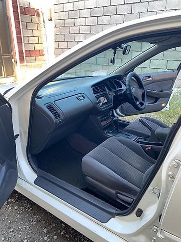 авто обогреватели: Honda Accord: 2002 г., Автомат, Бензин, Седан — 4