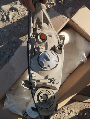 Передняя правая фара Toyota 2003 г., Б/у, Оригинал, Германия