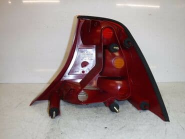 focus: Задний правый стоп-сигнал Ford 2003 г., Б/у, Оригинал, Япония — 2