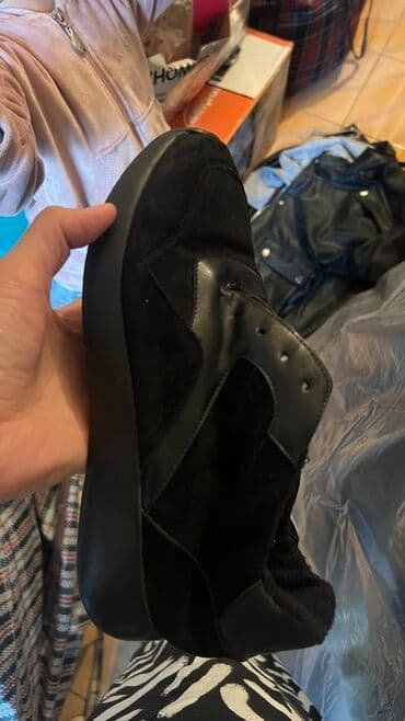 бу ботас: Кроссовки 39 р можно на 40 Чистый аккуратный За символическую цену — 2