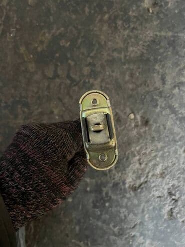 делика кузов: Mitsubishi Delica ограничитель двери, Митсубиси Делика дверной — 3