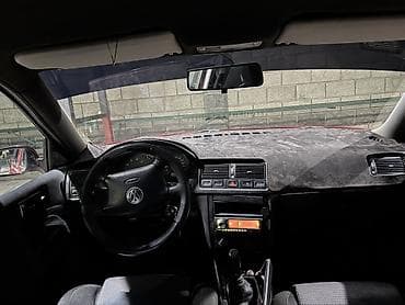 гольф 34: Volkswagen Golf: 1999 г., 1.6 л, Механика, Бензин, Хэтчбэк — 5