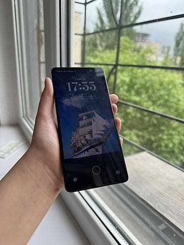 Redmi, Redmi Note 13 Pro, Б/у, 256 ГБ, цвет - Черный, 2 SIM