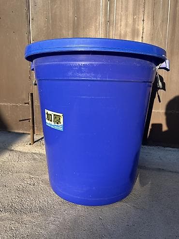 Все для дома и сада: Мусорный контейнер на колесах, зеленый • Фабричное производство — 3