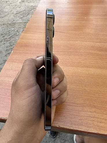 бу комп: IPhone 12 Pro, Б/у, 128 ГБ, Серебристый, Чехол, 100 % — 10