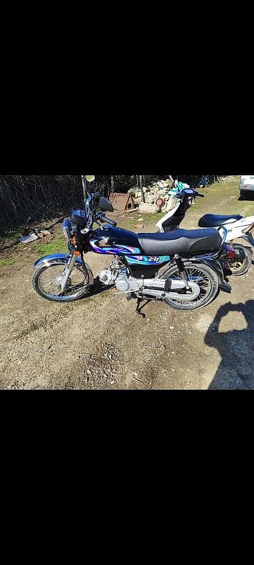 Мототехника: Тип скутера Honda, 50 куб. см, Бензин, Б/у — 1