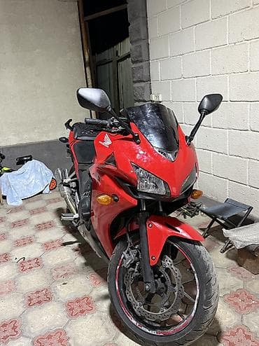 Honda CBR (спортбайк) 400 куб 2010 год Отличный вариант для — 1