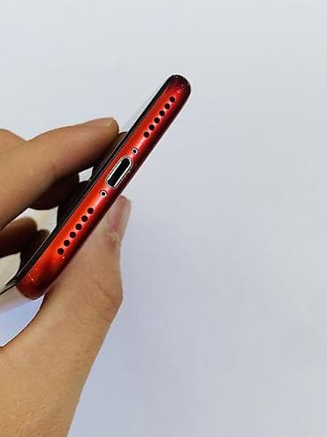 samsung note 8: IPhone 8, Б/у, 64 ГБ, Красный, 100 % — 7