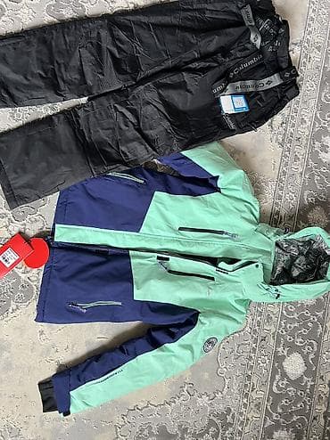 Велосипеддер: Горнолыжный костюм новый 
Размер М 
Цена: 5500 — 2