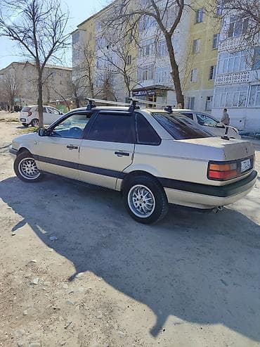 салквн тор: Volkswagen Passat: 1988 г., 1.8 л, Ручные, Газ, Седан — 6