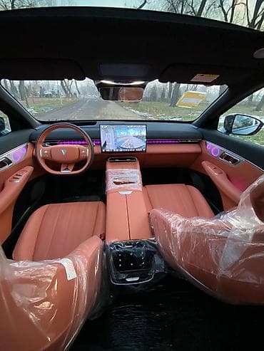 arrizo 8: Changan : 2025 г., 1.5 л, Автомат, Гибрид, Кроссовер — 6