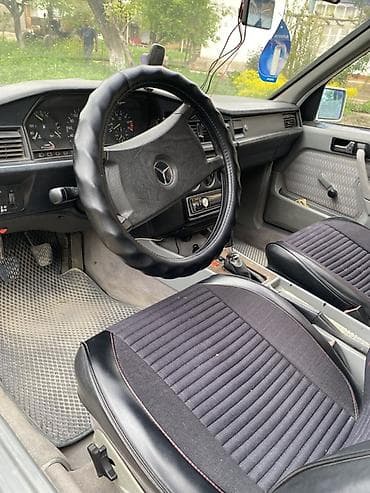 мерс машна: Mercedes-Benz 190: 1992 г., 3.2 л, Седан — 5
