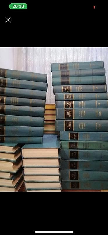 Книги и журналы: Полное собрание сочинений Чехова. 15 книг, а идеальном состоянии — 1
