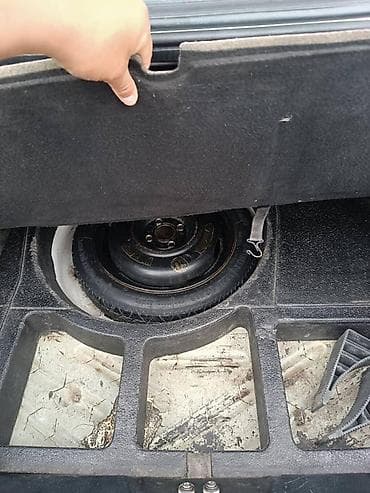 masda demio: Volkswagen Vento: 1997 г., 2 л, Механика, Бензин, Седан — 9