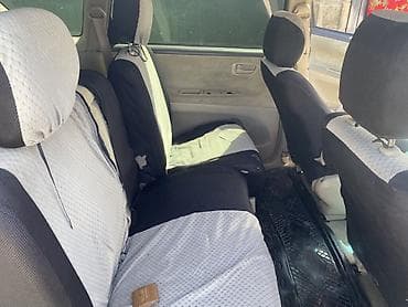 gac aion v: Toyota Ipsum: 2002 г., 2.4 л, Автомат, Газ, Минивэн — 5