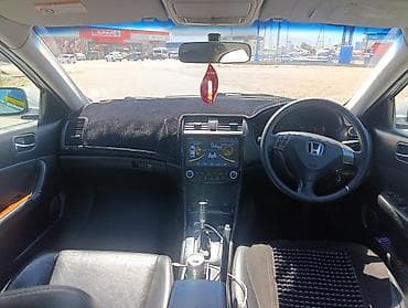 сед: Honda Accord: 2004 г., 0.2 л, Типтроник, Бензин, Седан — 8