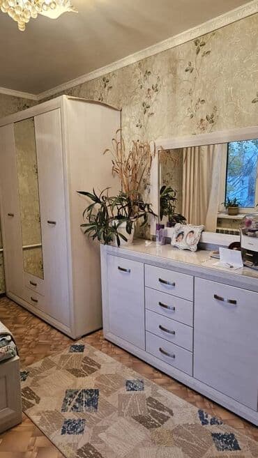 на ночь кв: 3 комнаты, 64 м², 104 серия, 4 этаж, Евроремонт — 6