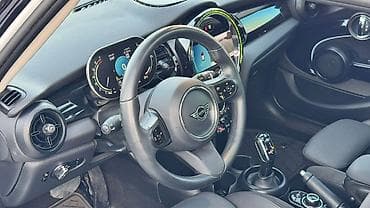 sg 5: Mini Cooper: 2024 г., 1.5 л, Автомат, Бензин, Хэтчбэк — 7