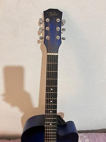 Гитары: Акустическая гитара Kahat, форма корпуса Dreadnought с вырезом — 1