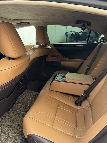 lexus ls 200: Lexus ES: 2019 г., 2.5 л, Вариатор, Гибрид, Седан — 9