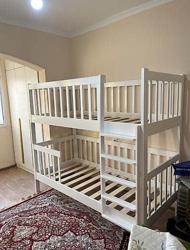 Двухъярусная детская кровать, Натуральное дерево, цвет - Белый