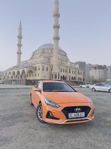 Hyundai Sonata: 2018 г., 2 л, Автомат, Газ, Седан