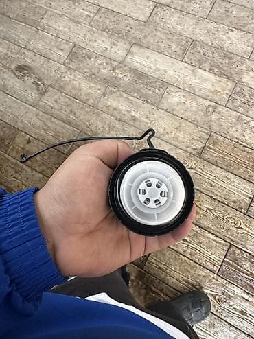 Топливные баки: Топливный бак Toyota Оригинал, Япония — 2
