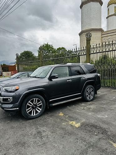 byd dolphin: Toyota 4Runner: 2018 г., 4 л, Автомат, Бензин, Внедорожник — 2