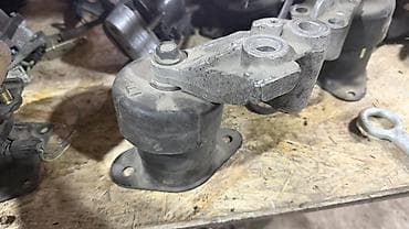 mini jack: Подушка мотора Honda — 1