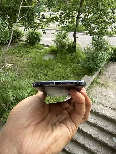 blue lock: Samsung Galaxy S21, Б/у, 128 ГБ, цвет - Серый, 2 SIM — 3