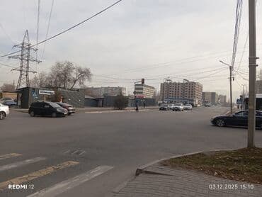 куплю коммерческое помещение в бишкеке: Продаю коммерческое помещение — 50 м². Расположено на оживлённом — 6