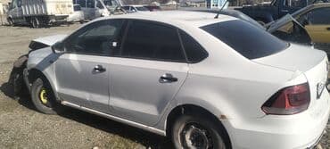 фольсфаген гольф 2: Volkswagen Polo седан (белый), левый руль. Автомобиль после — 4