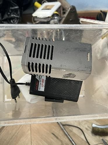 аквару: Аквариумный комплект для небольшого домашнего акваса. Состав: - — 2