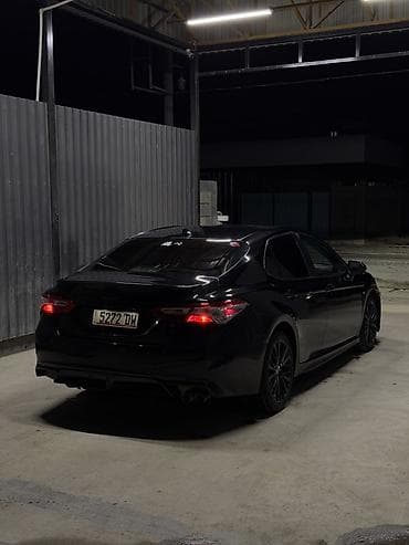 chevrolet comaro: Toyota Camry: 2020 г., 2.5 л, Автомат, Бензин, Седан — 2