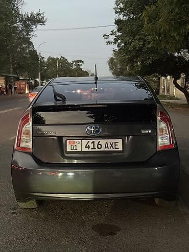 Продажа авто: Toyota Prius: 2012 г., 1.8 л, Вариатор, Гибрид, Хэтчбэк — 6